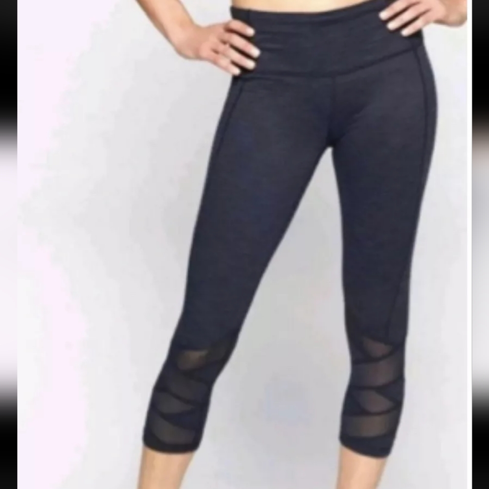 ATHLETA Womens Legging Pants Size‎ xl JACQUARD MANTRA Capri Crop 866954 Blue